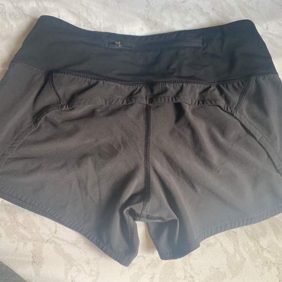 Lulu lemon shorts - Picture 2 of 2